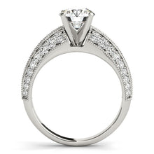 Load image into Gallery viewer, 14k White Gold Pronged Round Antique Diamond Engagement Ring (1 1/2 cttw)
