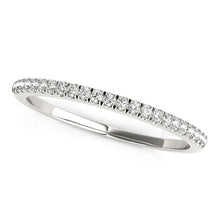Load image into Gallery viewer, 14k White Gold Scallop Style Setting Diamond Wedding Band (1/8 cttw)